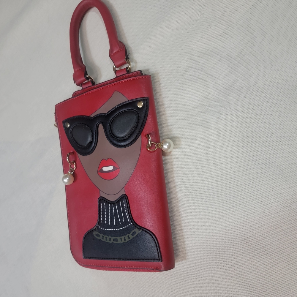 Whimsical "Fashionista" Face Red Faux Leather Mini Bag – Pearl Earrings & Sunnie